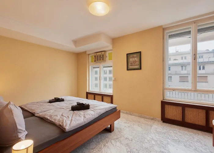 Prestige Luxury Haven W Free Parking And Sauna *