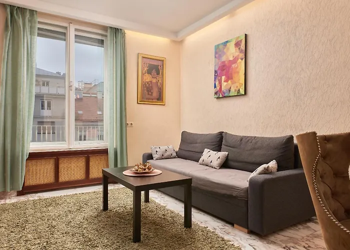 Διαμέρισμα Prestige Luxury Haven W Free Parking And Sauna