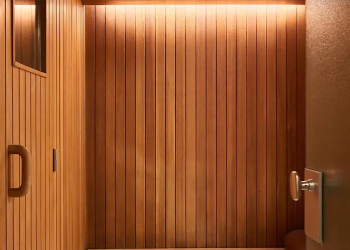 Prestige Luxury Haven W Free Parking And Sauna *